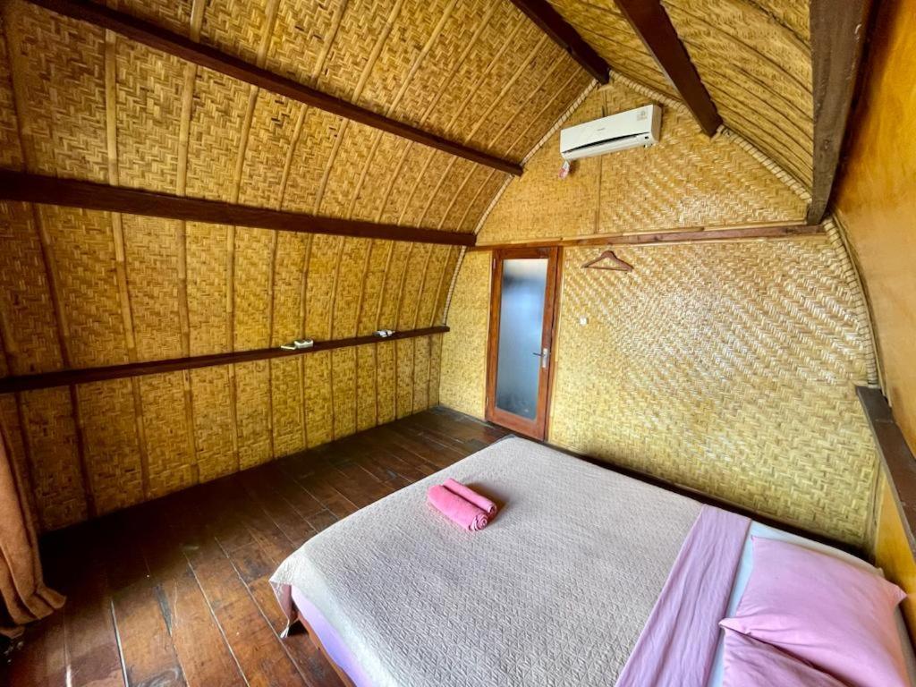 The Golden Ave Bungalow Gili Trawangan Camera foto